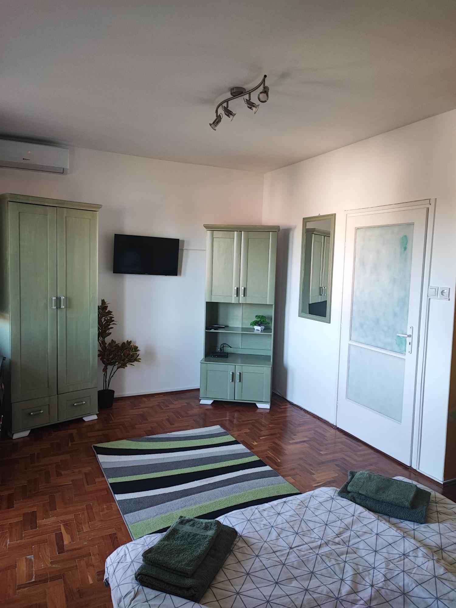 Szaffi Apartman Hajduszoboszlo Luaran gambar