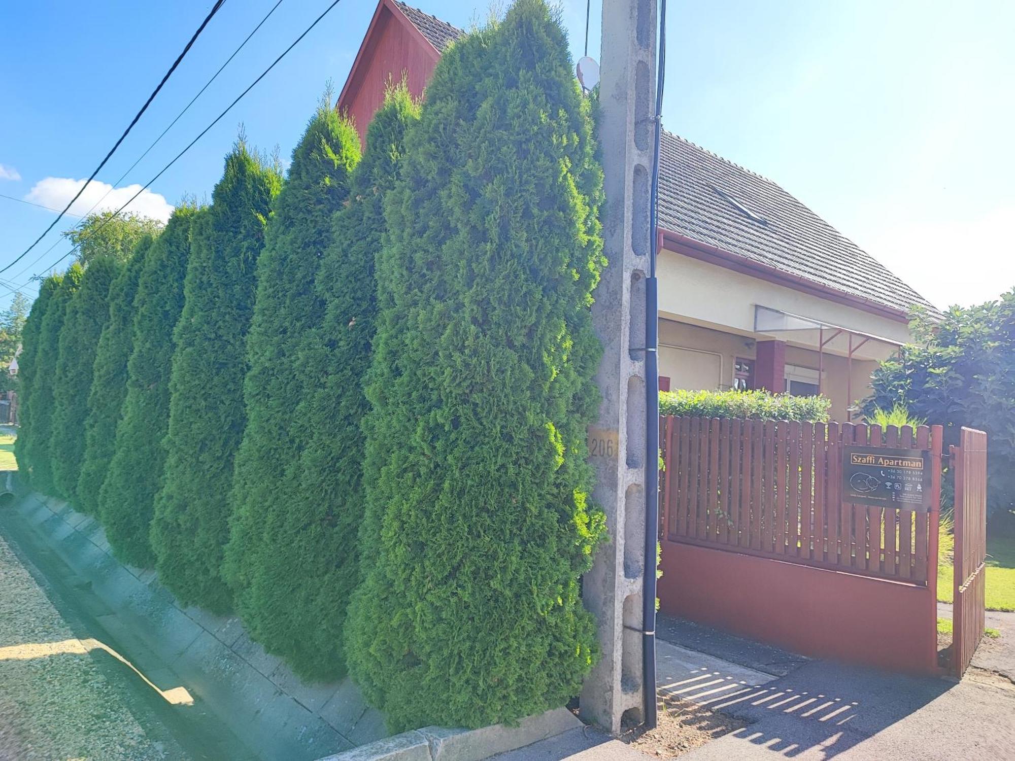 Szaffi Apartman Hajduszoboszlo Luaran gambar