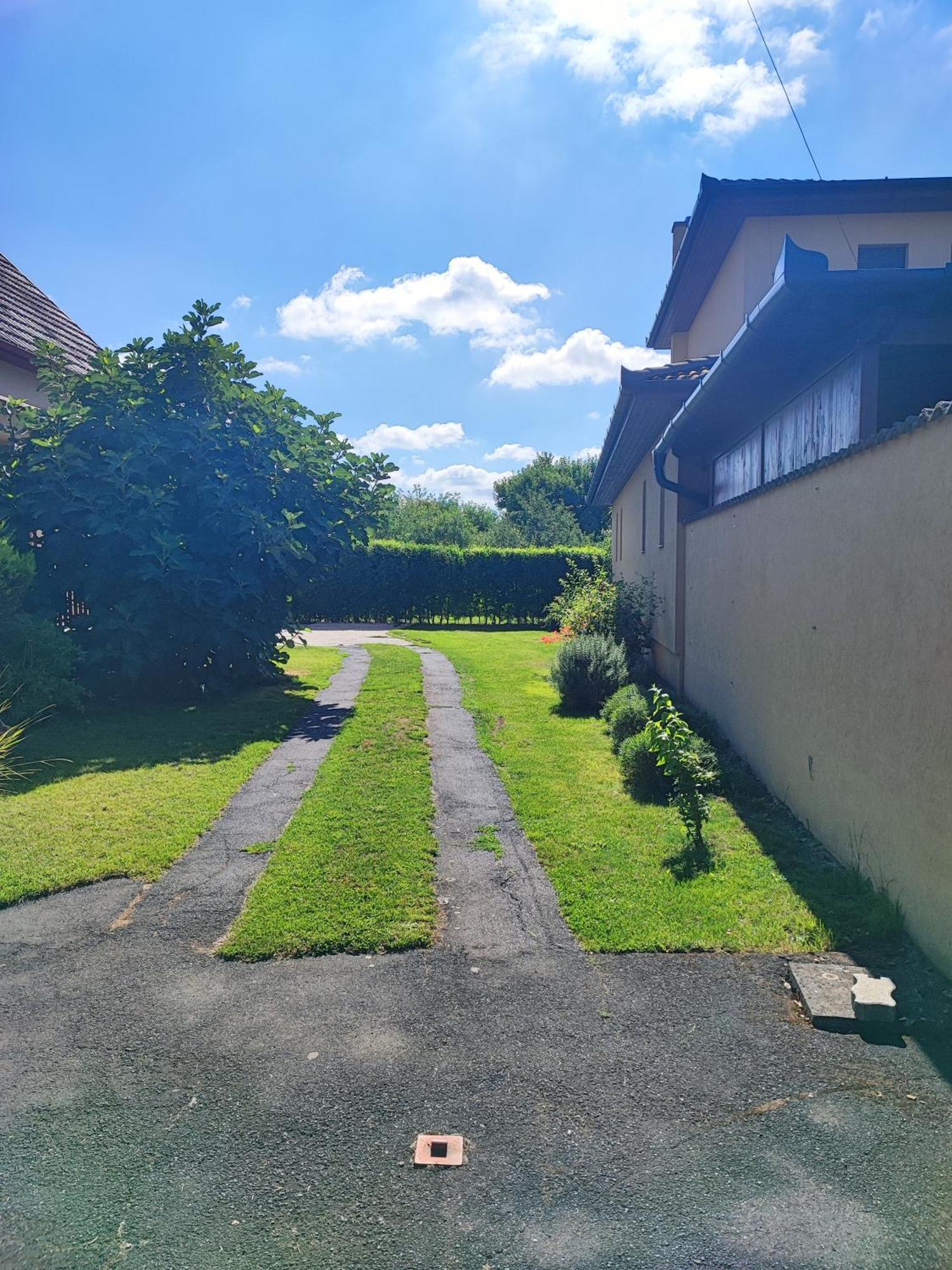 Szaffi Apartman Hajduszoboszlo Luaran gambar